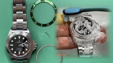 rolex daytona 6240 bezel replacement|How to remove and replace a Ceramic Daytona bezel..